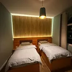 公寓 Atrium Luxe Apartment, Sauk, *