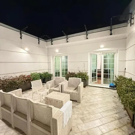 Atrium Luxe Apartment, Sauk, Apartamento *