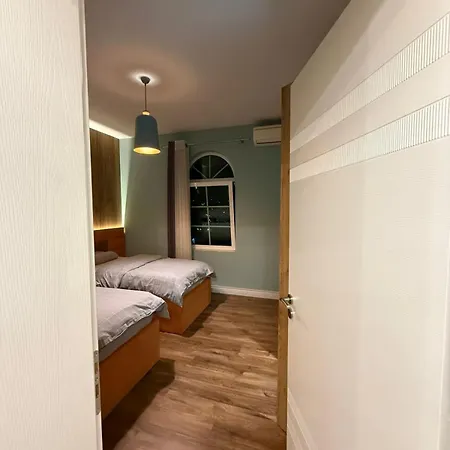 Atrium Luxe Apartment, Sauk, Apartamento *