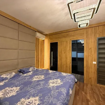 Atrium Luxe Apartment, Sauk, Tirana