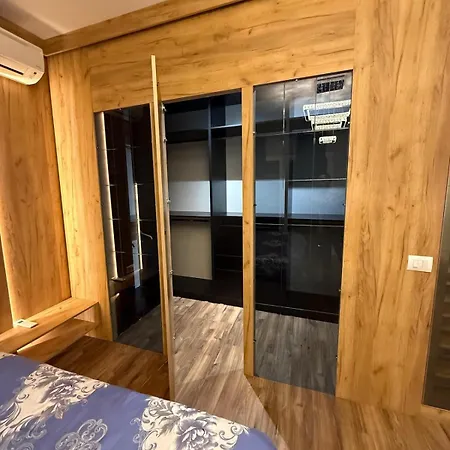 Apartamento Atrium Luxe Apartment, Sauk, *