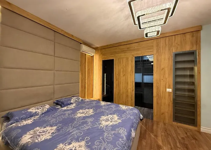 Atrium Luxe Apartment, Sauk, Tirana